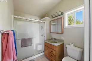 1991 Hazel St, Myrtle Point, OR 97458 - Photo 33