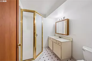 326 NE 26th Ave, Portland, OR 97232 - Photo 39