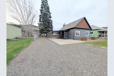 2906 N Oak St, La Grande, OR 97850 - Photo 3