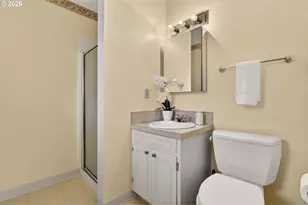 18200 NW Corinthian St, Portland, OR 97229 - Photo 21