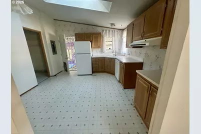 63780 Wallace Rd, Coos Bay, OR 97420 - Photo 7