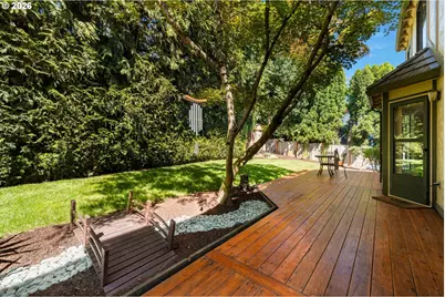 4105 Woodhill Ct, Lake Oswego, OR 97035 - Photo 43