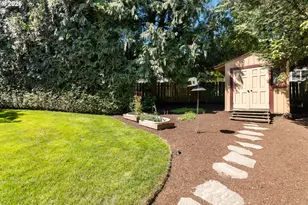4105 Woodhill Ct, Lake Oswego, OR 97035 - Photo 43