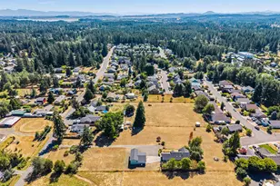 25156 E Bolton Rd, Veneta, OR 97487 - Photo 39