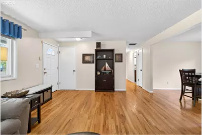 19650 SW Jaylee St, Beaverton, OR 97078 - Photo 17