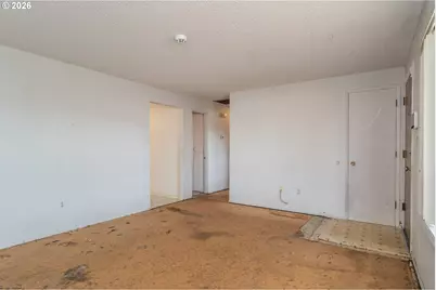 1976 Burdette Dr, Roseburg, OR 97471 - Photo 13