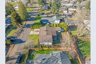 16627 SE Bush St, Portland, OR 97236 - Photo 43