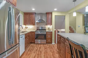 16627 SE Bush St, Portland, OR 97236 - Photo 15