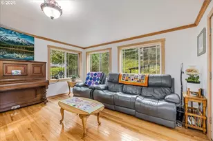 2398 Cole Rd, Salem, OR 97306 - Photo 13