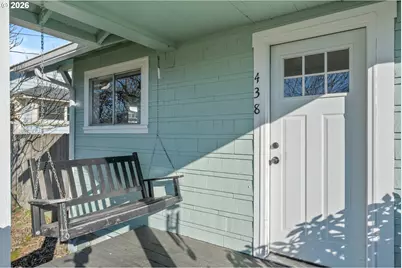 438 Front Ave, Castle Rock, WA 98611 - Photo 3