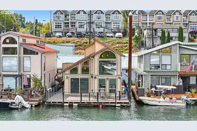 331 NE Bridgeton #10, Portland, OR 97211 - Photo 1