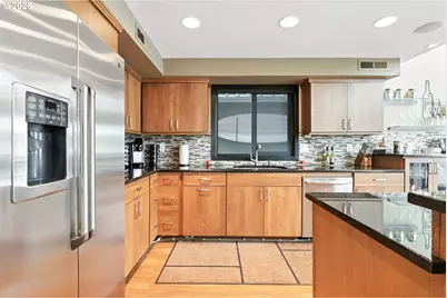 331 NE Bridgeton #10, Portland, OR 97211 - Photo 13