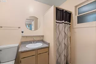 1175 Lake Park Dr, Eugene, OR 97404 - Photo 27