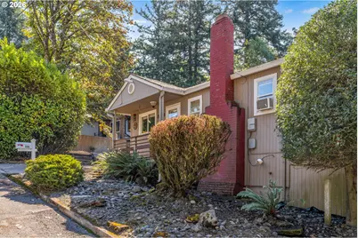 5238 SW Vacuna St, Portland, OR 97219 - Photo 39