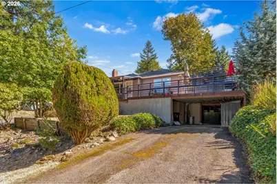 5238 SW Vacuna St, Portland, OR 97219 - Photo 37