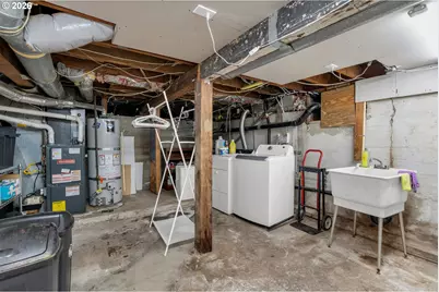 5238 SW Vacuna St, Portland, OR 97219 - Photo 25