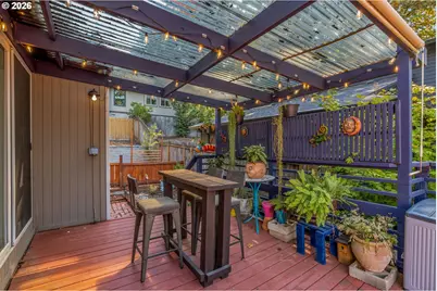 5238 SW Vacuna St, Portland, OR 97219 - Photo 33