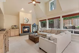 2613 Beacon Hill Dr, West Linn, OR 97068 - Photo 15