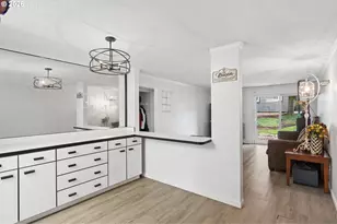 12638 NW Barnes Rd, Portland, OR 97229 - Photo 7