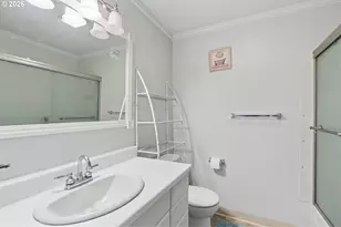 12638 NW Barnes Rd, Portland, OR 97229 - Photo 17
