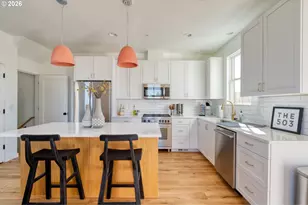 520 NE 56th Ave, Portland, OR 97213 - Photo 5