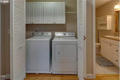 747 E Black Butte Ave, Sisters, OR 97759 - Photo 17
