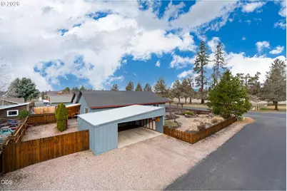 747 E Black Butte Ave, Sisters, OR 97759 - Photo 19