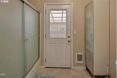 747 E Black Butte Ave, Sisters, OR 97759 - Photo 13