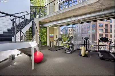 1030 NW 12th Ave #327, Portland, OR 97209 - Photo 19