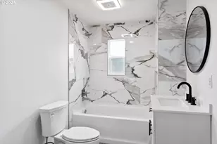 611 NE Pioneer Ave, Castle Rock, WA 98611 - Photo 13