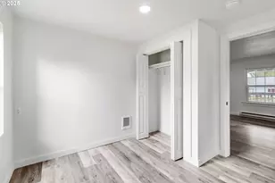 611 NE Pioneer Ave, Castle Rock, WA 98611 - Photo 15