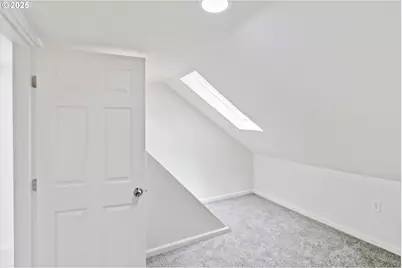 611 NE Pioneer Ave, Castle Rock, WA 98611 - Photo 19