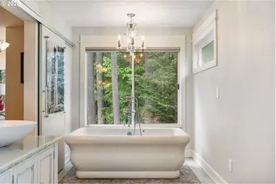 13278 Vermeer Dr, Lake Oswego, OR 97035 - Photo 27