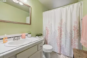 16416 SE Stephens St, Portland, OR 97233 - Photo 17