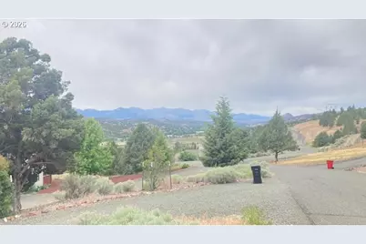 216 Valley View Dr, John Day, OR 97845 - Photo 31