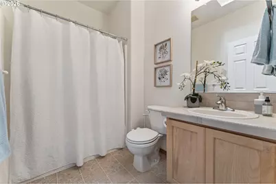 12425 SW Winterview Dr, Tigard, OR 97224 - Photo 25