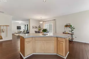 12425 SW Winterview Dr, Tigard, OR 97224 - Photo 13
