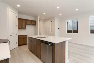 818 NW 178th Wy, Ridgefield, WA 98642 - Photo 7