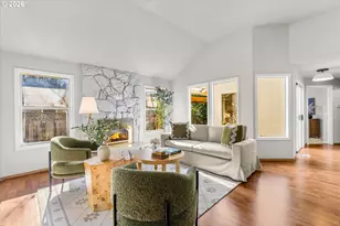 322 SE 151st Ave, Portland, OR 97233 - Photo 9