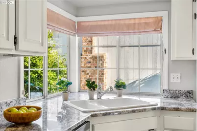 322 SE 151st Ave, Portland, OR 97233 - Photo 17