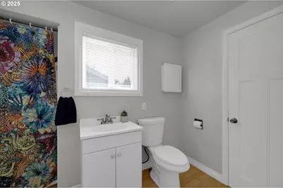 3090 Willakenzie Rd, Eugene, OR 97401 - Photo 13