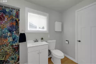 3090 Willakenzie Rd, Eugene, OR 97401 - Photo 13