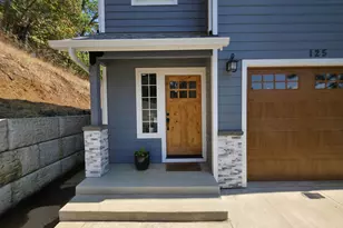 125 Eagle Dr, Roseburg, OR 97471 - Photo 9