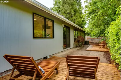 2200 Brittany St, Eugene, OR 97405 - Photo 45