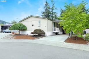 205 Twin Oaks Loop, Winston, OR 97496 - Photo 1