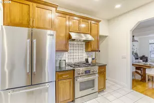 5717 N Denver Ave, Portland, OR 97217 - Photo 15