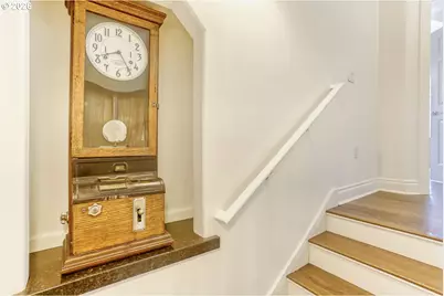 5717 N Denver Ave, Portland, OR 97217 - Photo 9