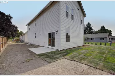 442 Washington St, Woodland, WA 98674 - Photo 33