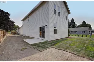 442 Washington St, Woodland, WA 98674 - Photo 33