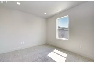 442 Washington St, Woodland, WA 98674 - Photo 25